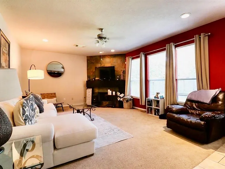 135 S Spinning Wheel Cir — Photo 10