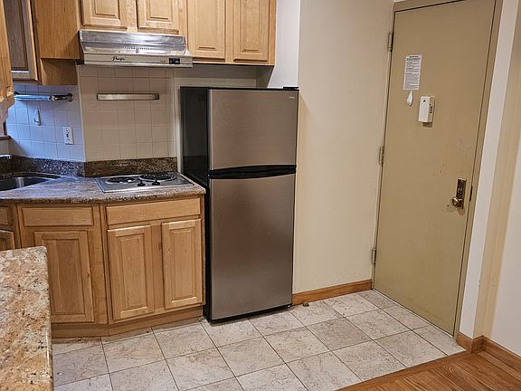 5th image of 82 Bayard St APT 19