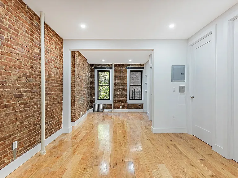 1711 2nd Ave #3A — Photo 3