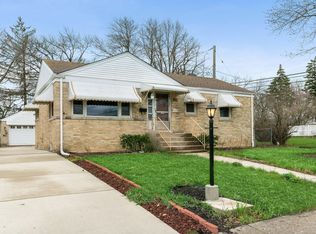 1955 Jarvis Ave, Des Plaines, IL 60018
