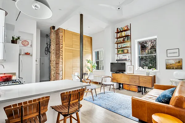 Sold by Compass | media 3