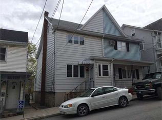 33 Hunter St, Tamaqua, PA 18252