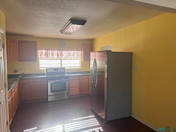 4th image of 1019 Birch Ln