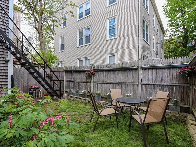 246 Cypress St #4 — Photo 29