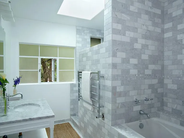 bathroom upstairs