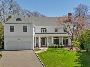 7 Gisborne Pl, Old Greenwich, CT 06870