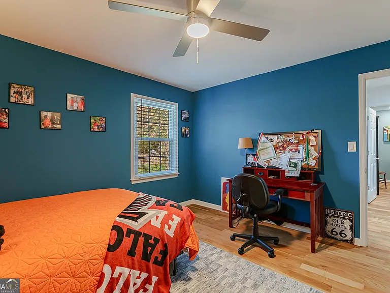 196 Avalon Dr — Photo 39