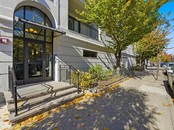 420 Jefferson Street image 11 of 15