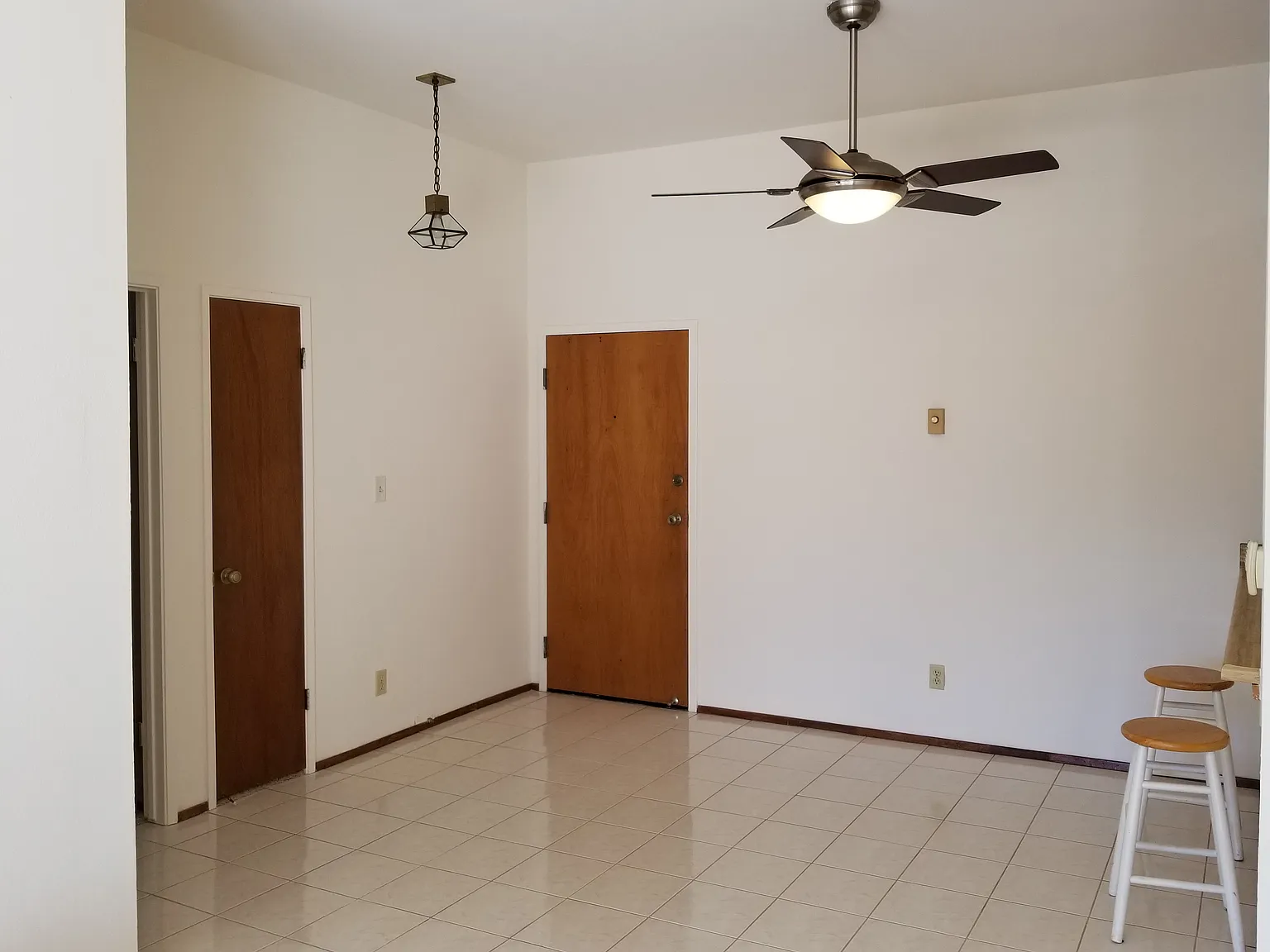 8328 Regents Road — Photo 3