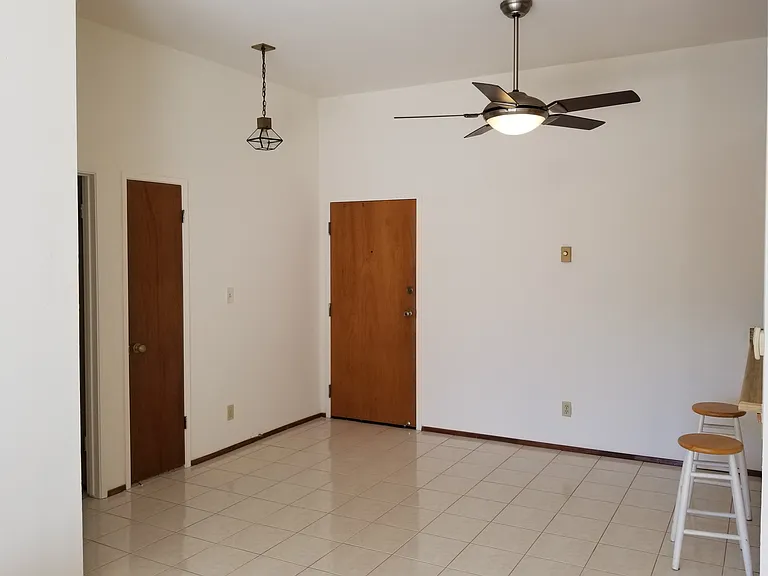 8328 Regents Rd #3J — Photo 3
