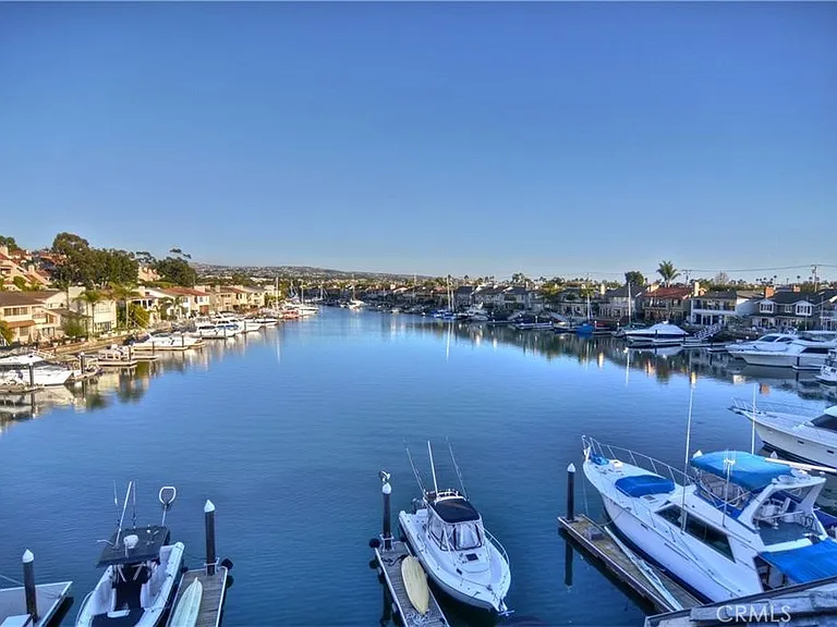 226 La Jolla Dr — Photo 29
