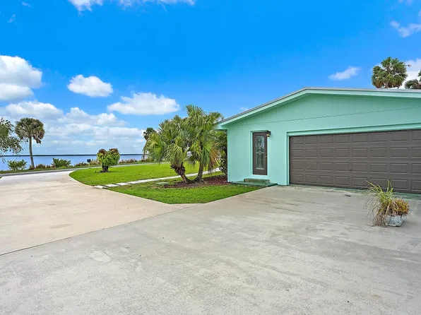 6205 S Indian River Dr, Fort Pierce, FL 34982