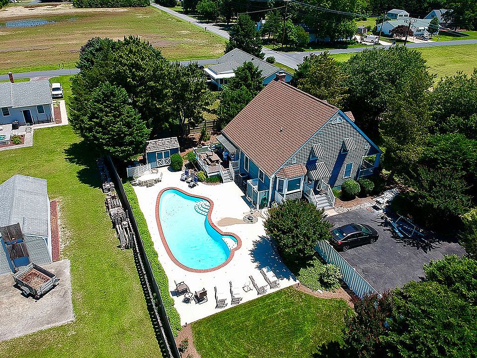1st image of 22 Woodland Ave