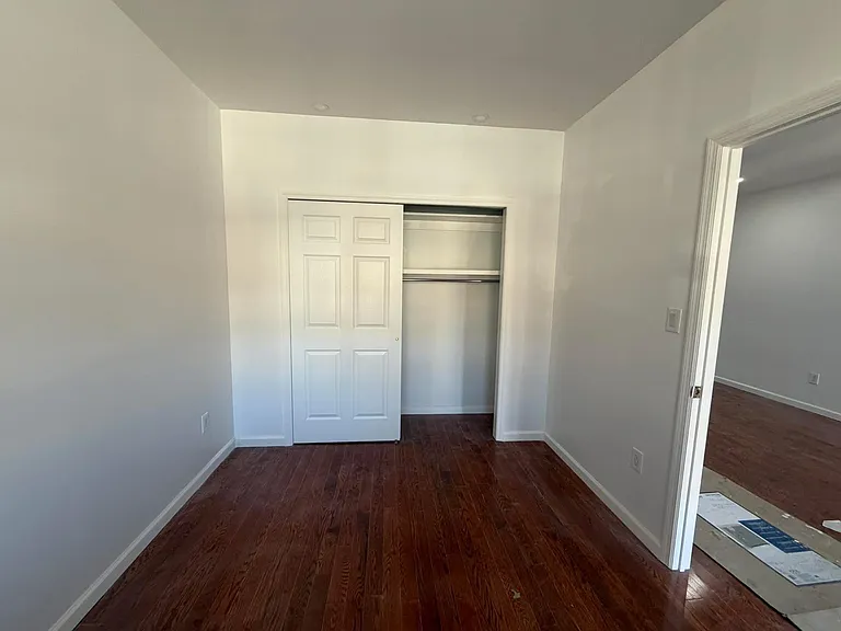 2218 E 27th St #2 — Photo 15
