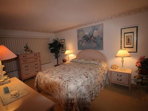 5th image of 6219 Palma Del Mar Blvd S APT 203