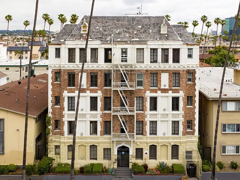 The Elmwood Apartments