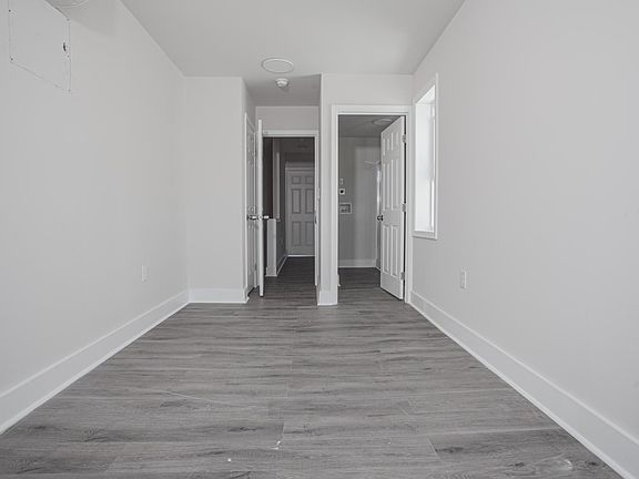 2nd image of 542 E Indiana Ave #4