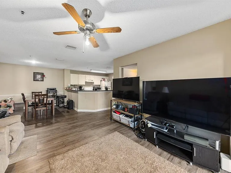 4045 Crockers Lake Blvd #11 — Photo 6