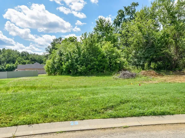 3587 Sand Dr, Newburgh, IN 47630