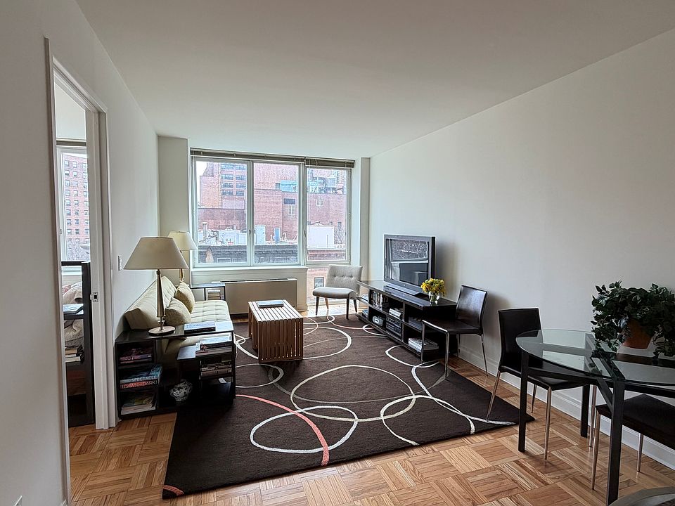 1st image of 1510 Lexington Ave APT 7H