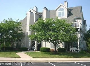 921 Hillside Lake Ter APT 302, Gaithersburg, MD 20878