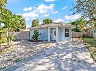 822 108th Ave N, Naples, FL 34108