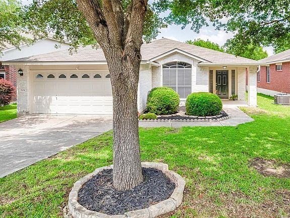 3rd image of 2604 Greenlee Dr