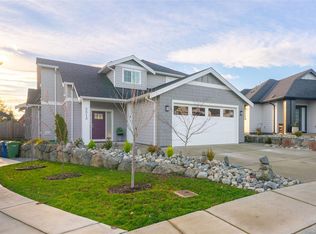 2013 Mountain Vista Dr, Nanaimo, BC V9T 0L4