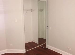 107 E 42nd St, Chicago, IL 60653