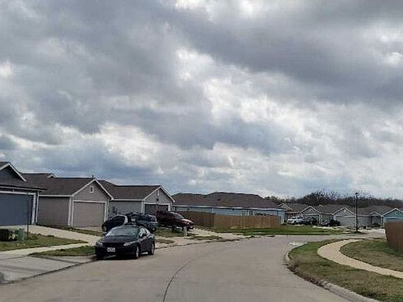 4th image of 3352 Beckwith Way
