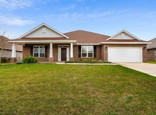 6374 Cattle Dr, Pensacola, FL 32526