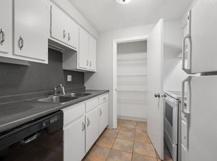 268 Fruit Hill Ave #22, North Providence, RI 02911