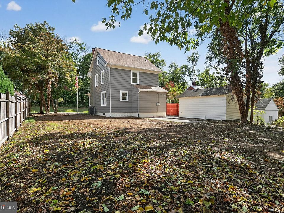 1st image of 10612 Honeyfield Rd