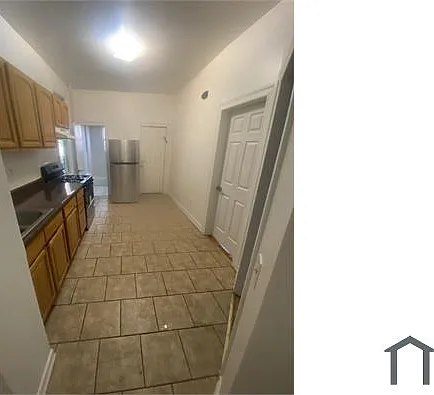 3 bed, $2,700 — Photo 2