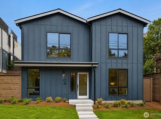 104 NE 44th St, Seattle, WA 98105
