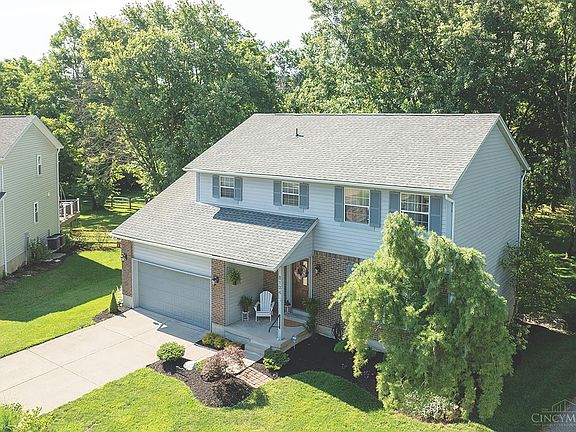 2nd image of 8134 Saddleback Pl