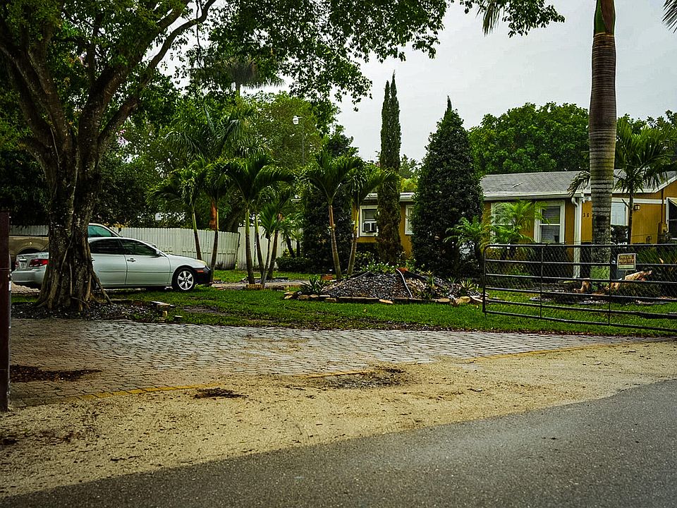 1st image of 3825 Lakewood Road #A