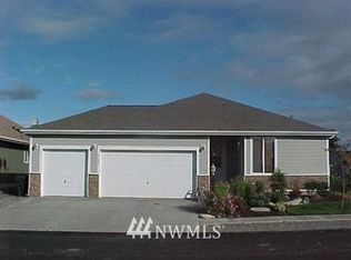 19802 8th Ave E, Sequim, WA 98382