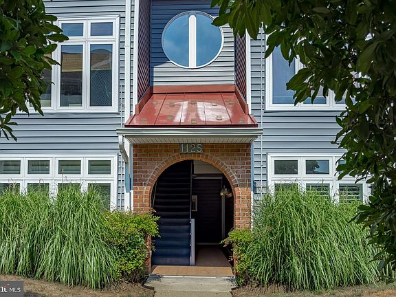 2nd image of 1125 Lake Heron Dr APT 1B