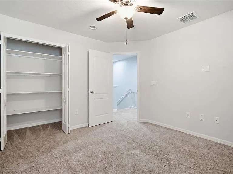 10903 Verawood Dr — Photo 32