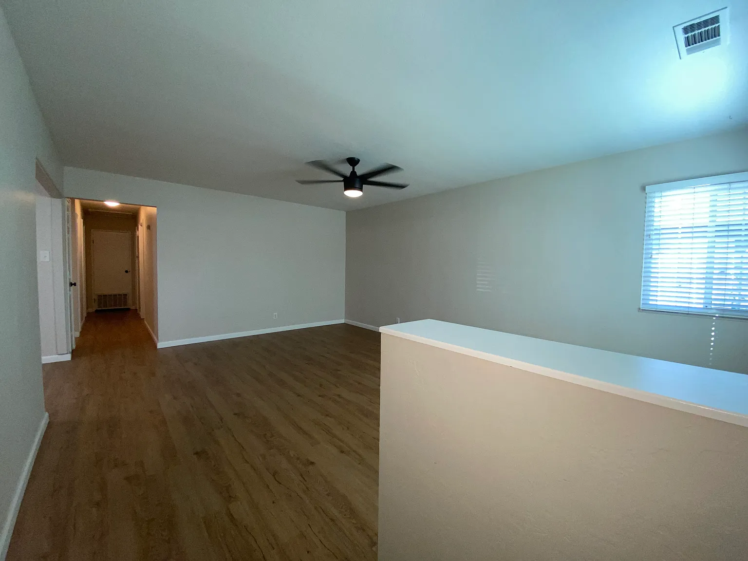 3 bed, 1581 sqft, $3,850 — Photo 3