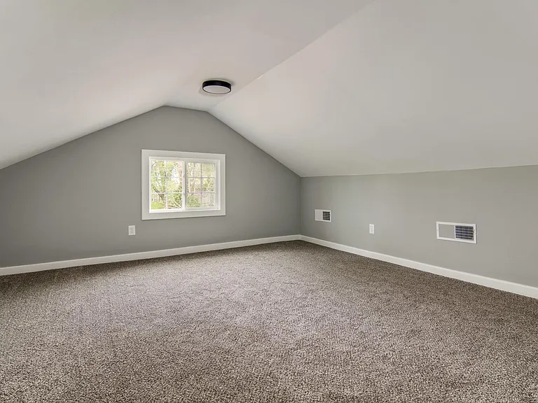 4139 Lloyd St — Photo 26