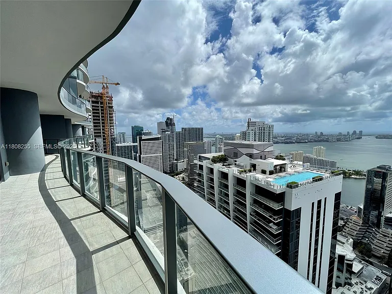 1000 Brickell Plz #Penthouse 5501 — Photo 38