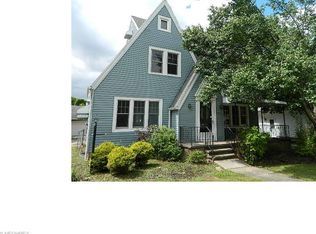 16559 Webster Rd, Middleburg Heights, OH 44130