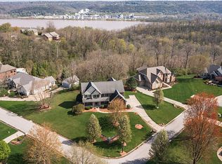 720 Broomtail Ln, Hebron, KY 41048