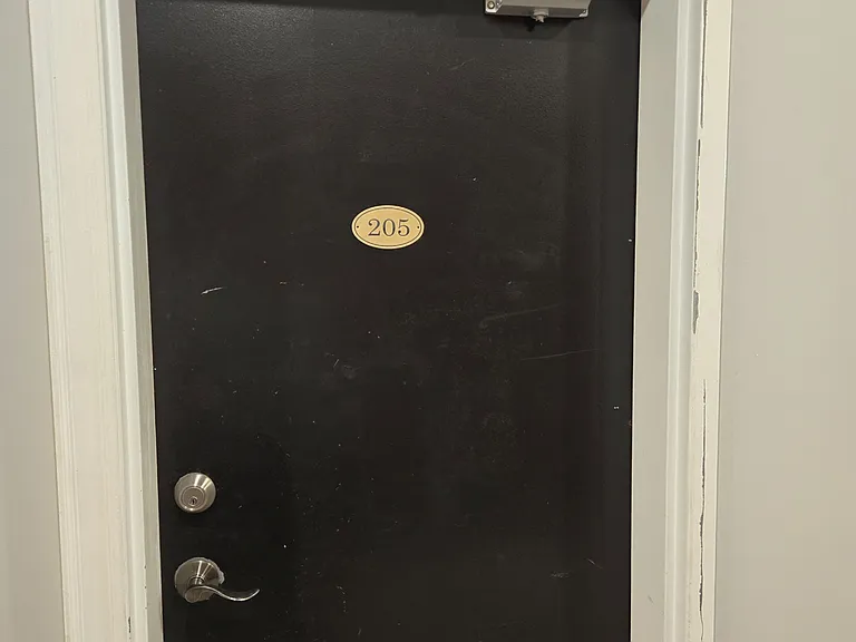 54 King St E #205 — Photo 10