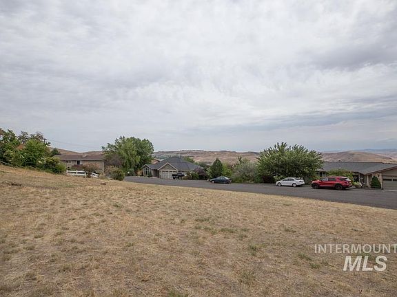 Swallows Nest Loop, Clarkston, WA 99403 | MLS #98886186 | Zillow