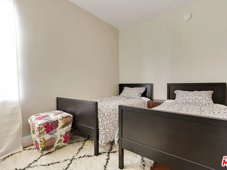 838 N Sycamore Ave #1 — Photo 4