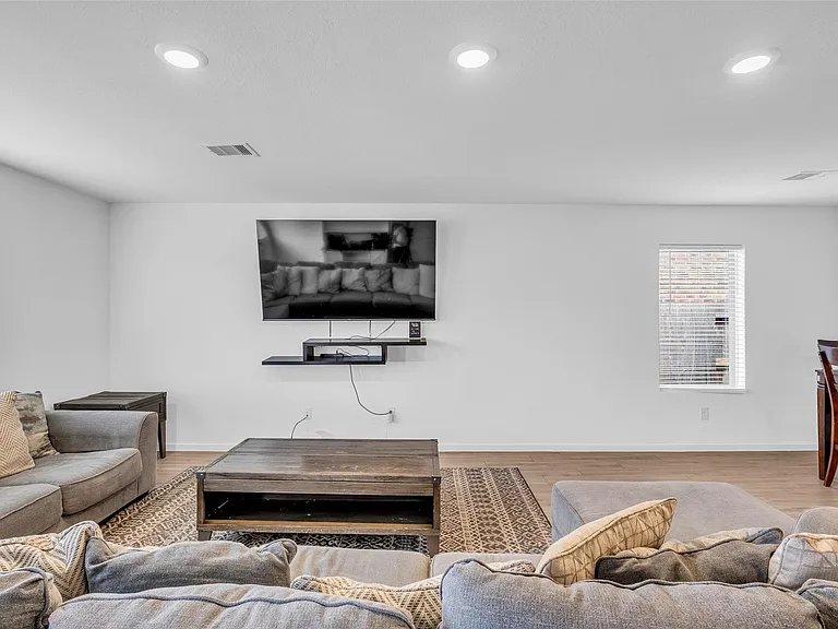 9815 Bellwick Hollow Ct — Photo 13