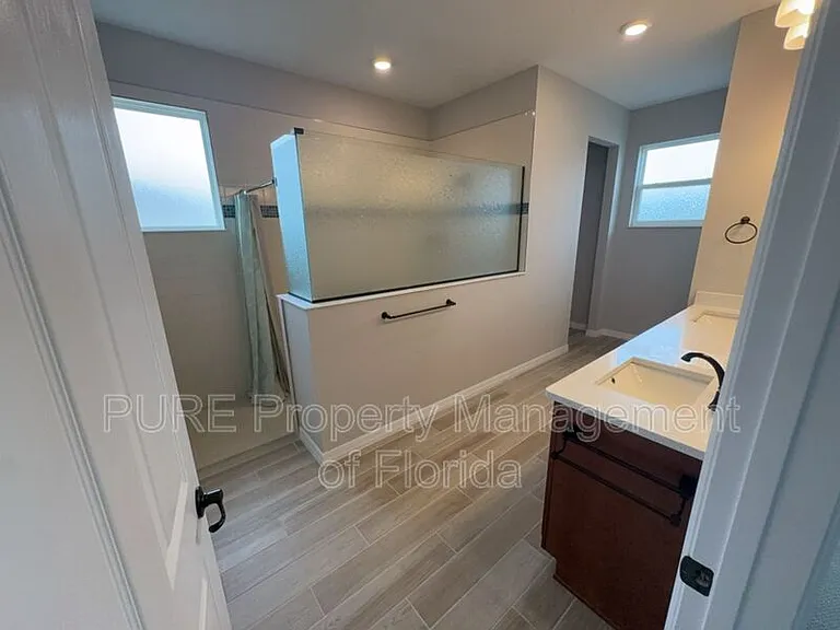 9846 SW 106th Ct — Photo 55